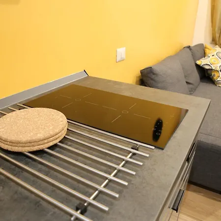 Szálloda Andolfi 24 *